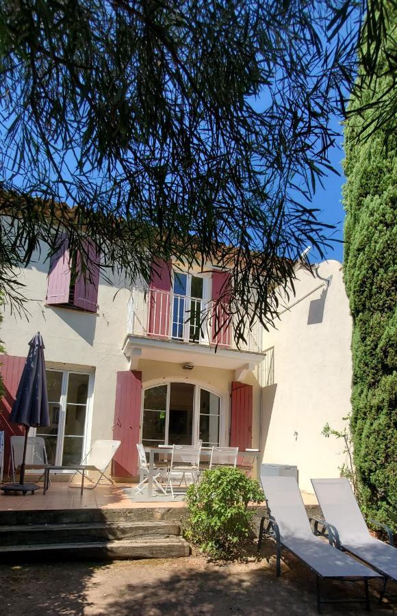 Holiday home Le Petit Mas De *