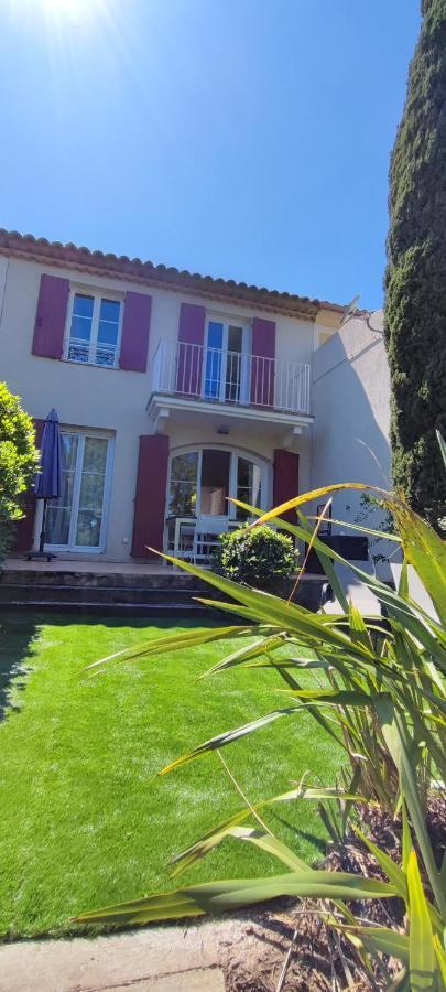 Holiday home Le Petit Mas De *
